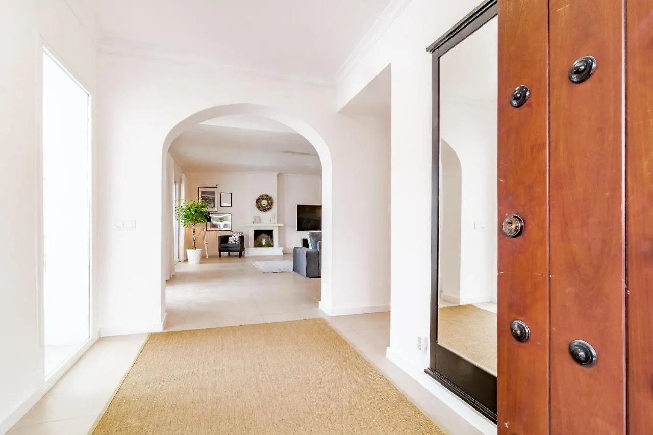 Vm-Lyxury 4 Bedroom Villa With Private Pool Marbella 0*,  Spain